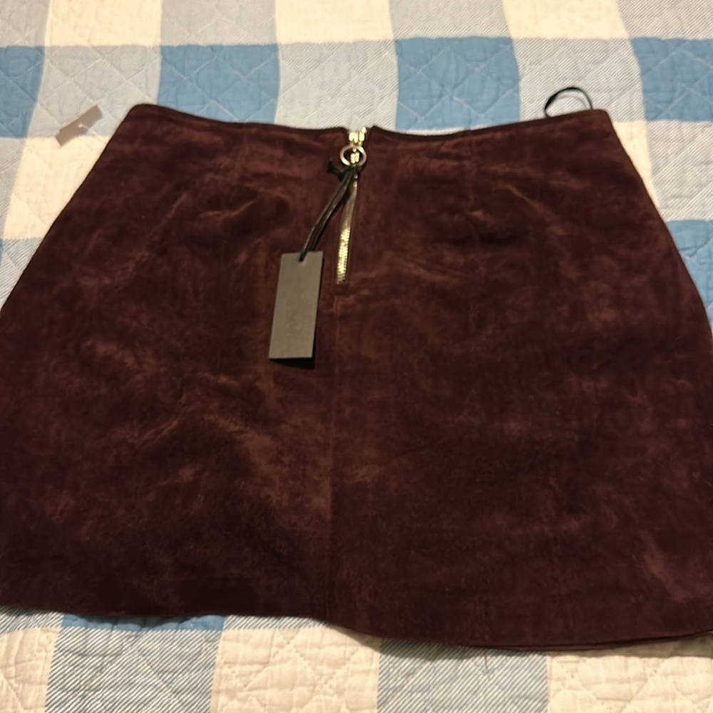 NWT BLANKNYC Suede Miniskirt in Brown - Picture 8 of 16
